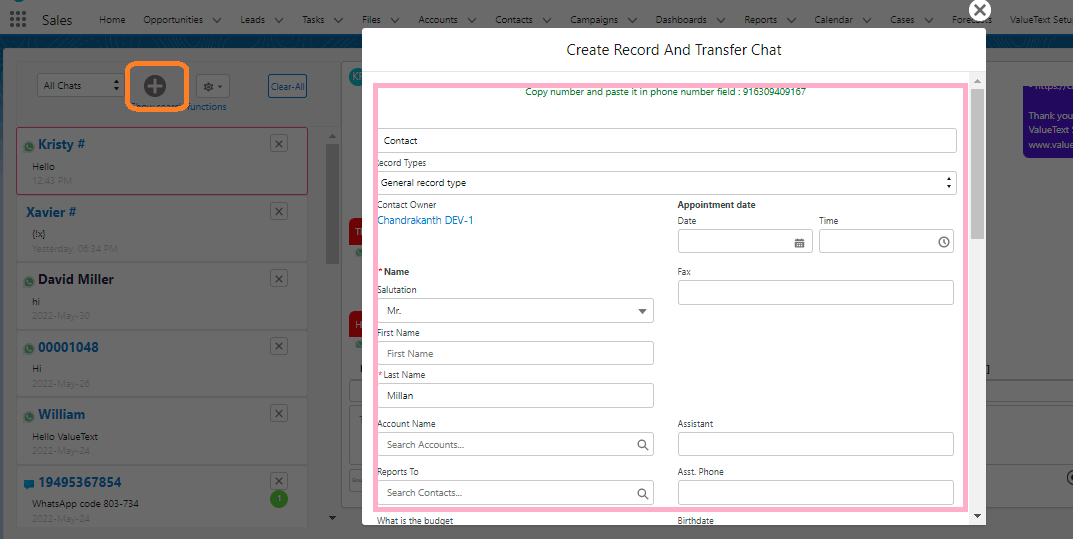 Create Record And Transfer Chat modal over the Big Chat Console, with a Contact object selected, a General record type, and the incoming number 916309409167 shown to copy into a phone number field.